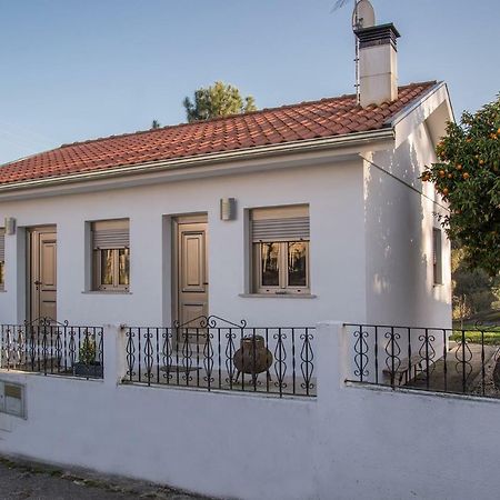 Casa Do Penedo Villa Tangil Eksteriør bilde