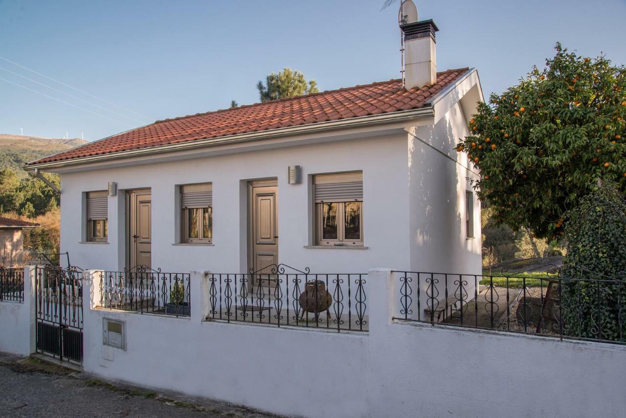 Casa Do Penedo Villa Tangil Eksteriør bilde